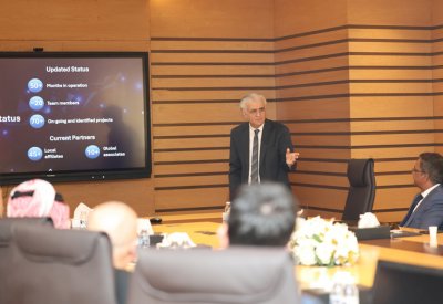 "التنفيذي الاستشاري" لمركز سمو الشيخ ناصر للبحوث والتطوير في الذكاء الاصطناعي يعقد اجتماعه الثاني لعام 2025