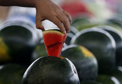 لن ترمي قشر البطيخ بعد اليوم.. تعرّف على فوائده المذهلة