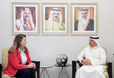 رئيس هيئة البحرين للثقافة والآثار يستقبل سفيرة صربيا لدى البحرين