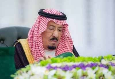 برئاسة الملك سلمان.. مجلس الوزراء السعودي يشدد على دعم الحكومة السورية