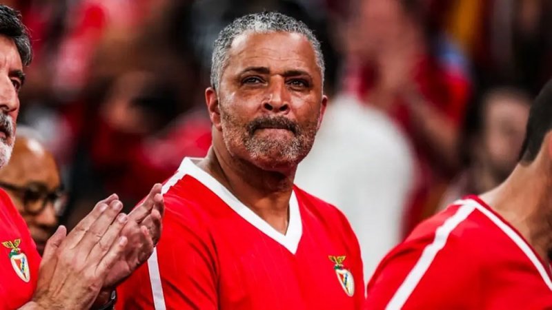 المراهنات والديون يجبران لاعب سان جيرمان على العمل كسائق