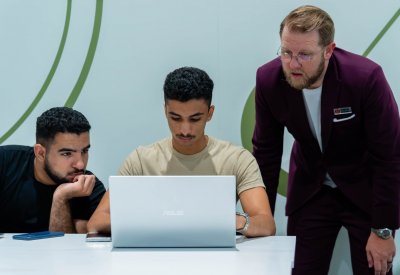 "طلبات" تقدّم برامج تدريبية تقنية ضمن مشاركتها في مدينة شباب 2030