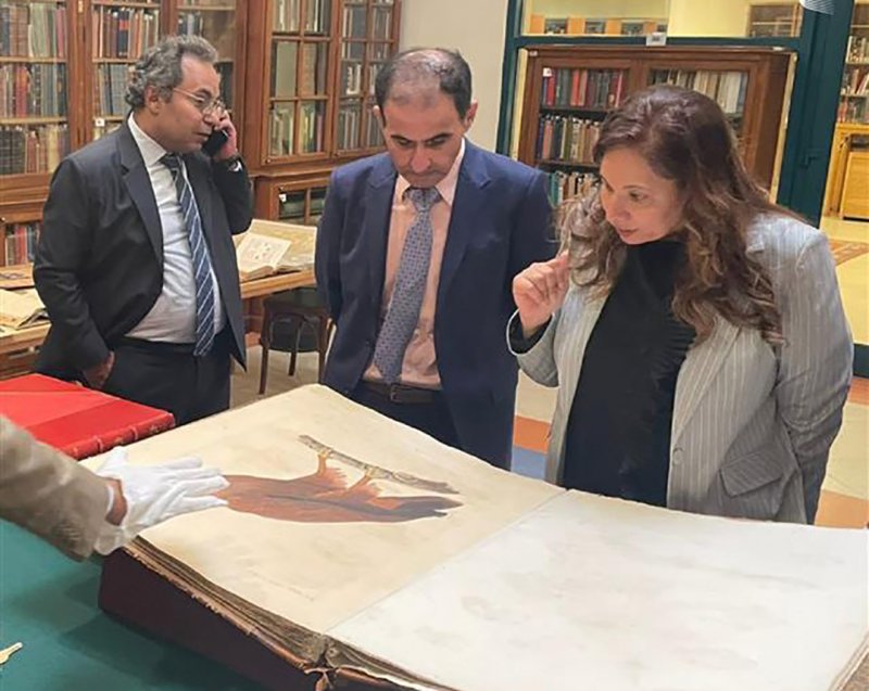 الجامعة الأميركية بالقاهرة تحتضن ندوة علمية حول إبداعات المتنبي