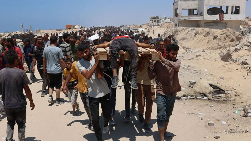 مقتل 9 أشخاص بقصف إسرائيلي وارتفاع ضحايا التجويع إلى 128