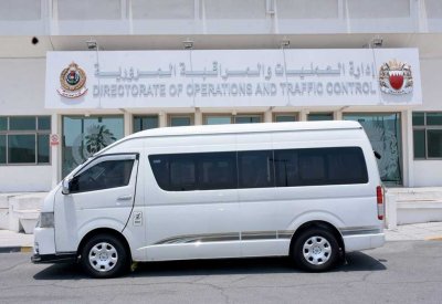 ضبط سائق حافلة لنقله ركابًا بدون ترخيص في العاصمة