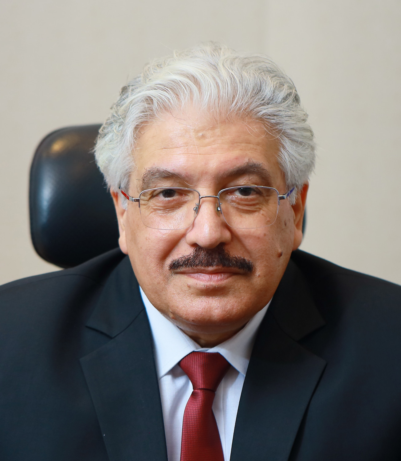 د. رياض حمزة