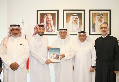 مناقشة تعزيز التعاون بين “سوق العمل” و “تعايش”