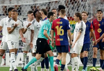 قناة برشلونة الرسمية تسخر من قائد ريال مدريد