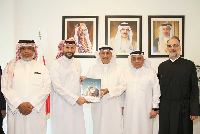 مناقشة تعزيز التعاون بين “سوق العمل” و “تعايش”