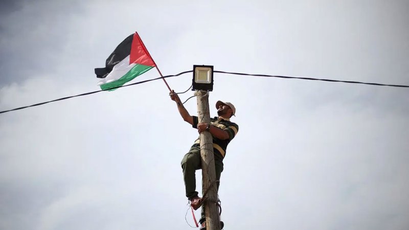 رئيس فنلندا يعلن استعداده للاعتراف بدولة فلسطين