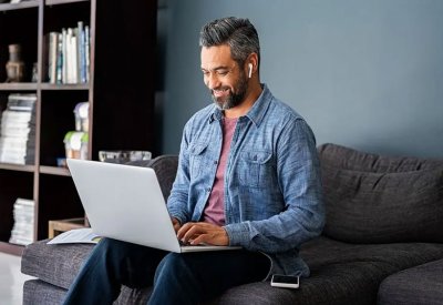 ولاية أسترالية تعتزم تشريع العمل من المنزل