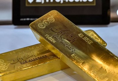 ضبابية الاقتصاد الأميركي ورسوم ترامب تعززان أسعار الذهب