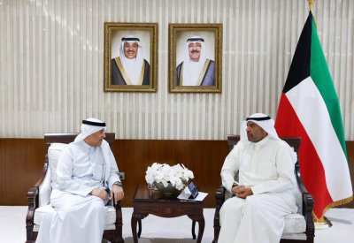 وزير خارجية دولة الكويت يستقبل الأمين العام لمجلس التعاون