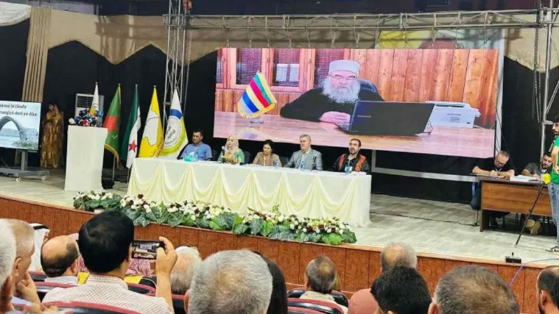 ردا على مؤتمر الحسكة.. دمشق تصعد ضد قسد بـ"ورقة باريس"
