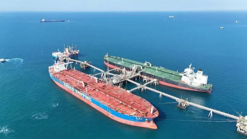 العراق يصادر ناقلة نفط ترفع علم ليبيريا قرب البصرة