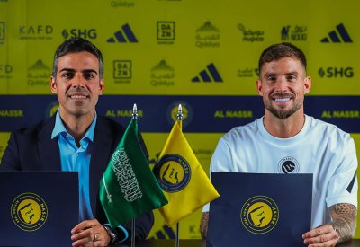 النصر السعودي يتعاقد مع مارتينيز مدافع برشلونة