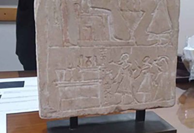 مصر تسترد 13 قطعة أثرية من بريطانيا وألمانيا وتودعها المتحف المصري