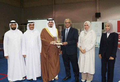 محافظ العاصمة يشهد ختام النشاط الصيفي لنادي سترة بمشاركة 300 طالب