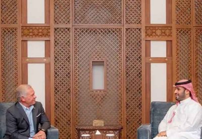 ولي العهد السعودي يستقبل ملك الأردن ويبحثان تعزيز العلاقات الثنائية وتطورات الأوضاع الإقليمية