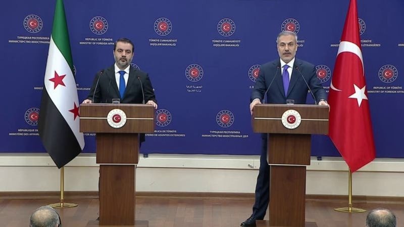 تقارب عسكري جديد بين سوريا وتركيا وتحذير من مخطط إسرائيلي لإضعاف دمشق