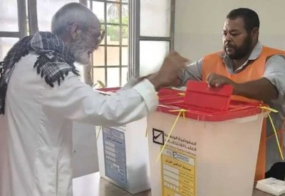 ليبيا.. بداية متعثرة للانتخابات البلدية بسبب عراقيل أمنية