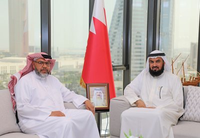 رئيس الأوقاف السنية يستقبل مدير عام الإدارة العامة للأوقاف السنية بمناسبة تعيينه ويهنئه بالثقة الملكية السامية