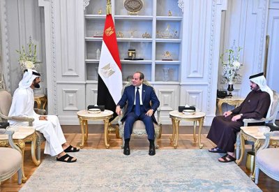 الرئيس المصري يستقبل سمو الشيخ ناصر بن حمد وسمو الشيخ خالد بن حمد