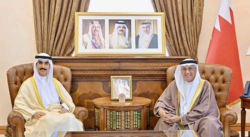 مستشار جلالة الملك لشؤون الإعلام يستقبل السفير الكويتي بمناسبة انتهاء فترة عمله