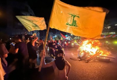 حزب الله أبلغ موفدي عون رفضه تسليم السلاح.. "حتى شكلياً"