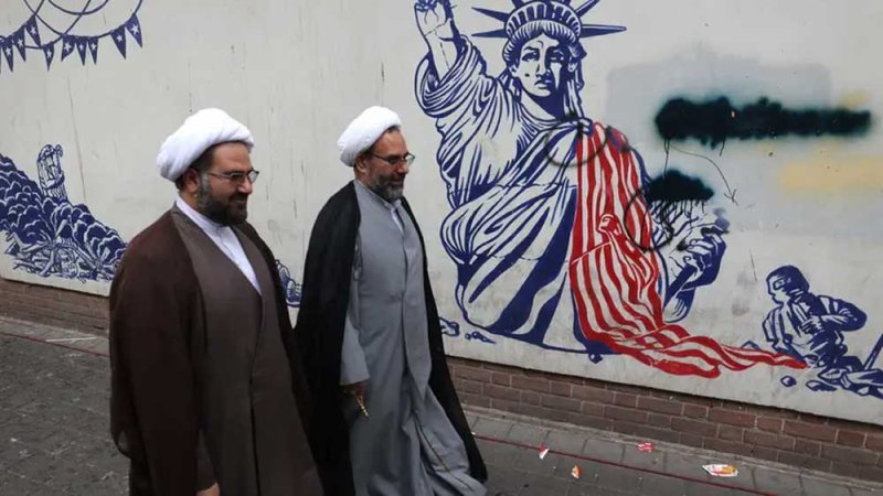 محادثات جنيف آخر نافذة أمام إيران.. دبلوماسي فرنسي يحذر