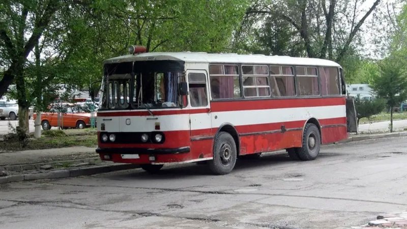 تجاوز عمرها 30 عاماً.. الجزائر تعتزم استبدال 5400 حافلة خلال 6 أشهر