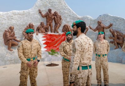 ناصر بن حمد: دوار معسكر الروضة شاهدٌ على إنجاز رجال الحرس الملكي بالوصول إلى قمة جبل إيفرست