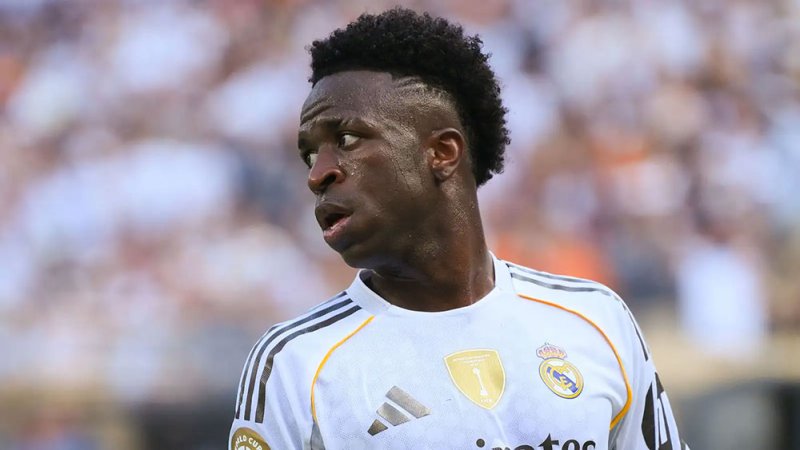 قرار مشترك ينذر بصيف ناري لفينيسيوس وريال مدريد