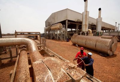 حكومة السودان: الدعم السريع شنت "هجوماً دموياً" على منشآت نفطية مهمة
