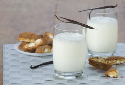 الحليب كامل الدسم.. متى يشكل خطرا على الكبد؟