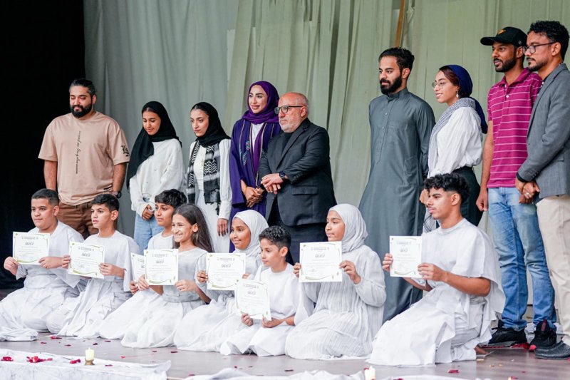 شجرة الحياة تقدم مسرحية "عصفوري" بنادي مدينة عيسى