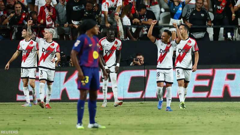 برشلونة يتعثر أمام رايو فايكانو.. و"أزمة الفار" تثير الجدل