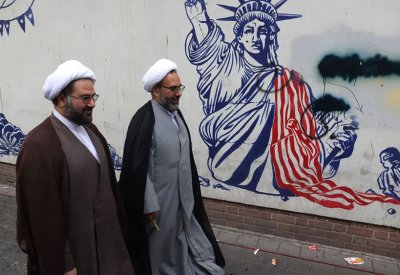 طهران: الأوروبيون يضغطون علينا لنقبل مطالب أميركا