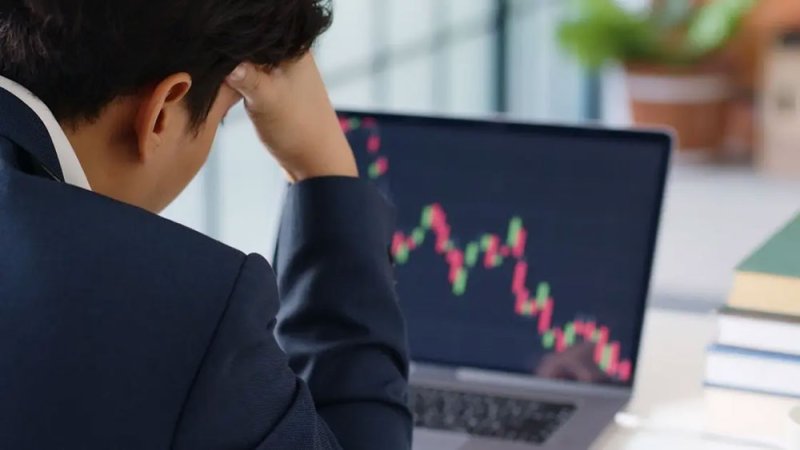 تباين أداء الأسهم الآسيوية مع تحول مستثمرين لشراء الذهب