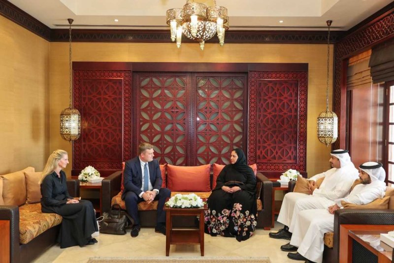 الرئيس التنفيذي للمركز الوطني للتحريات المالية تستقبل وفدًا من التحريات المالية السويسرية