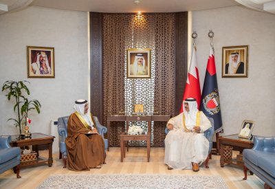 وزير الداخلية يبحث برامج التعاون الأمني مع سفير البحرين لدى باكستان