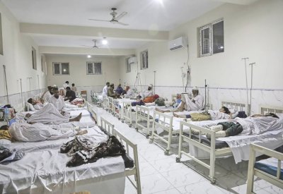 أكثر من 2200 قتيل و3500 جريح جراء زلزال أفغانستان