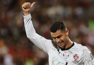 رونالدو يواصل كتابة التاريخ.. ويتخطى ميسي