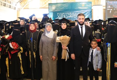 فيديو.. الشرع يحضر حفل تخرج زوجته لطيفة من الجامعة