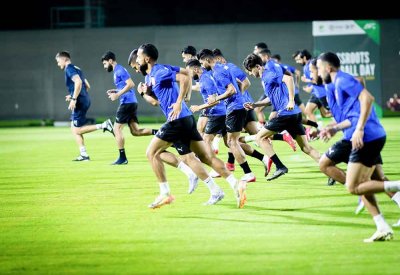 “الأحمر” يلاقي الإمارات وديًا