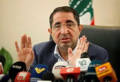 نائب في حزب الله يقر: تلقينا ضربات قاسية ولن نسلم السلاح