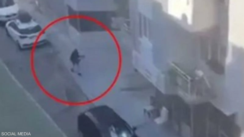 بالفيديو.. مقتل شرطيين في هجوم نفذه قاصر في تركيا