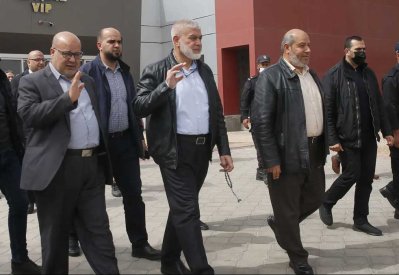 قيادي في "حماس" يؤكد نجاة الوفد المفاوض من محاولة الاستهداف في الدوحة