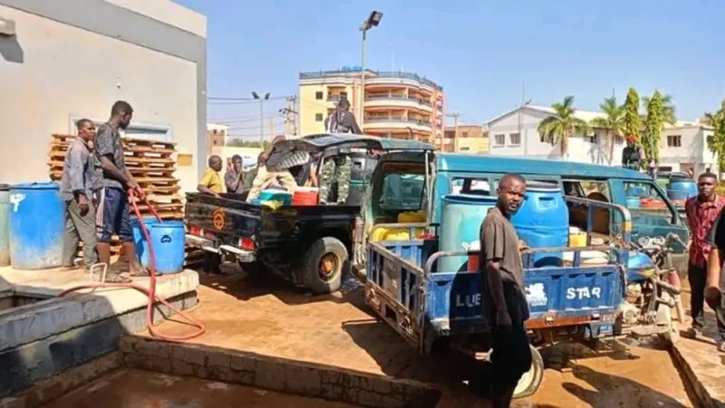 مسيرات للدعم تستهدف مواقع متفرقة بالخرطوم.. وانقطاع جزئي للكهرباء بأم درمان