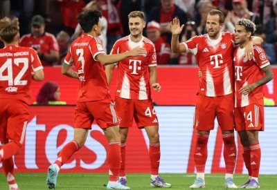 أسطورة بايرن: لسنا مرشحين للفوز بأبطال أوروبا